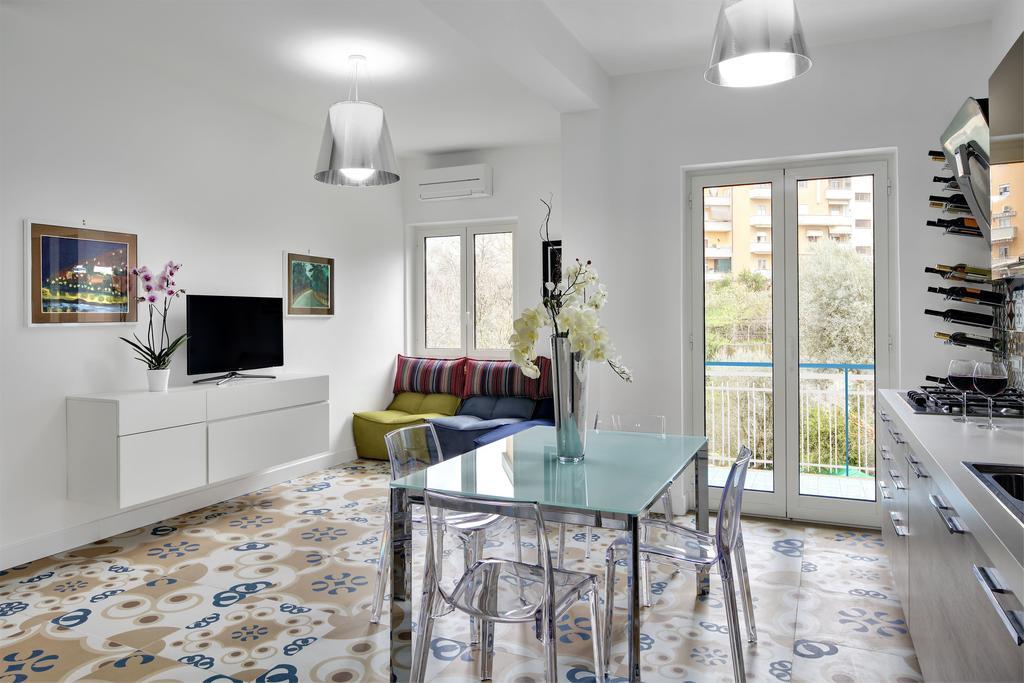 Caruso 2 By Villasandco Rentalซอร์เรนโต ห้อง รูปภาพ
