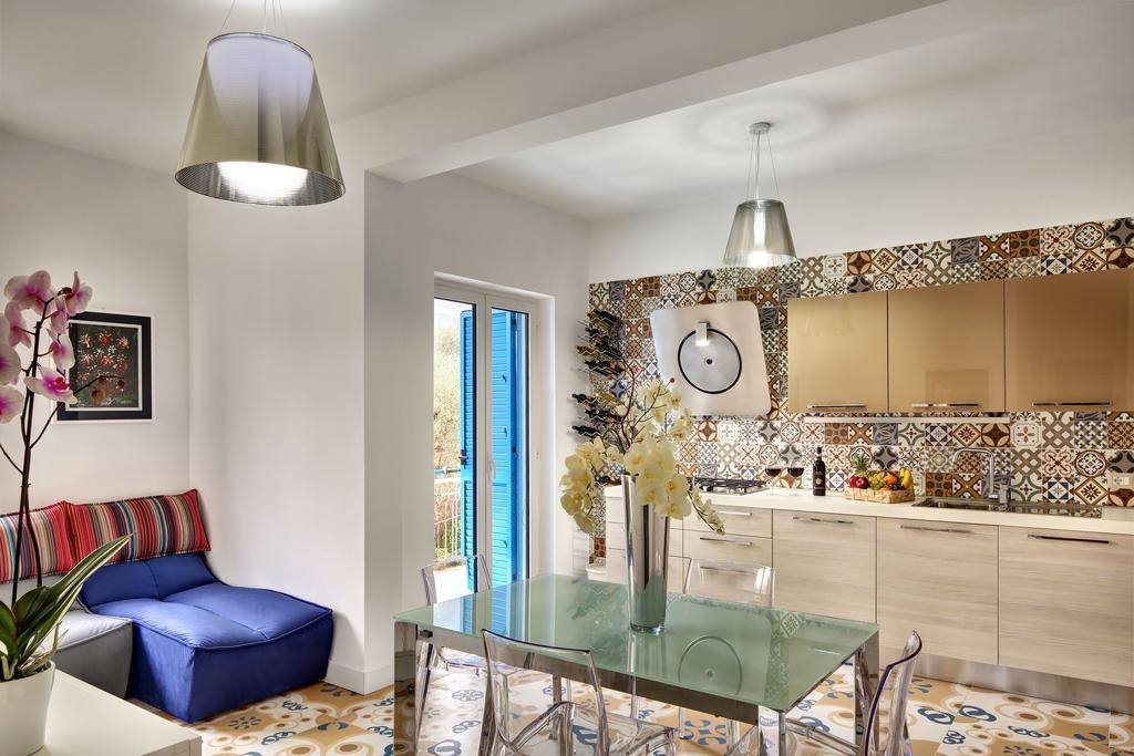 Caruso 2 By Villasandco Rentalซอร์เรนโต ห้อง รูปภาพ