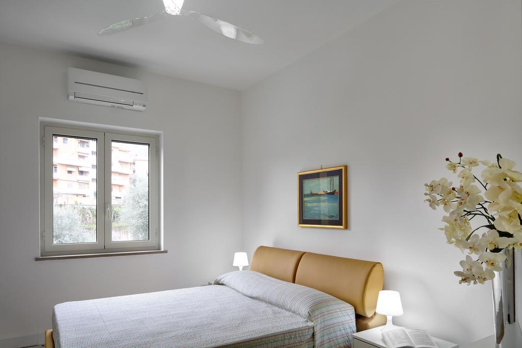 Caruso 2 By Villasandco Rentalซอร์เรนโต ห้อง รูปภาพ